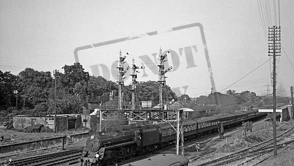 73162 1960s Winchfield