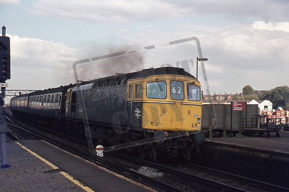 33002 1974 Clapham Junction