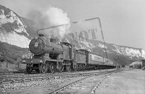 31165 1955-08-01 Folkestone Warren