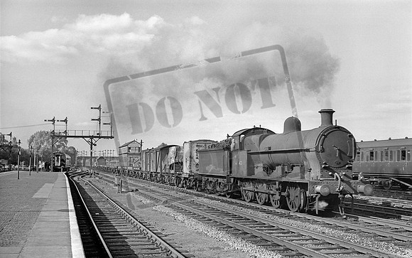 49443 1959-08-29 Northampton Castle