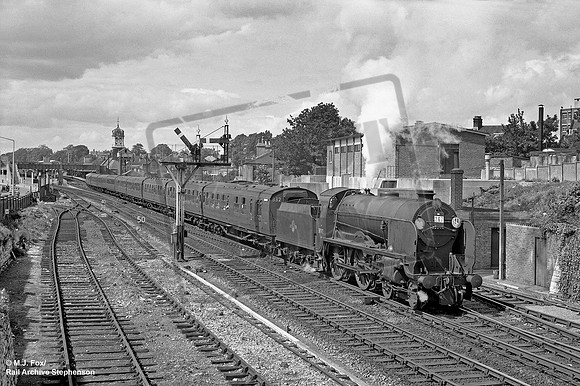 30902 1962-06-23 Southampton