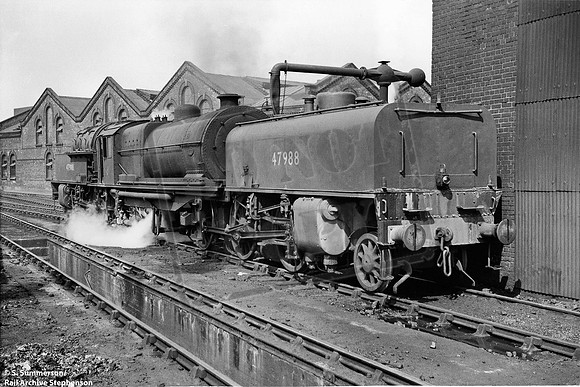 47988 1956-05 Wellingborough shed