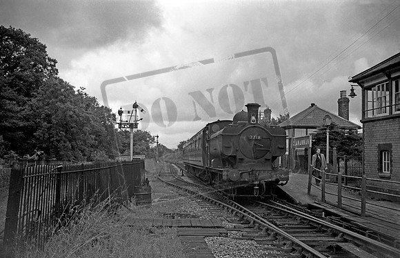 7718 1950s Glanamman near Pontardulais