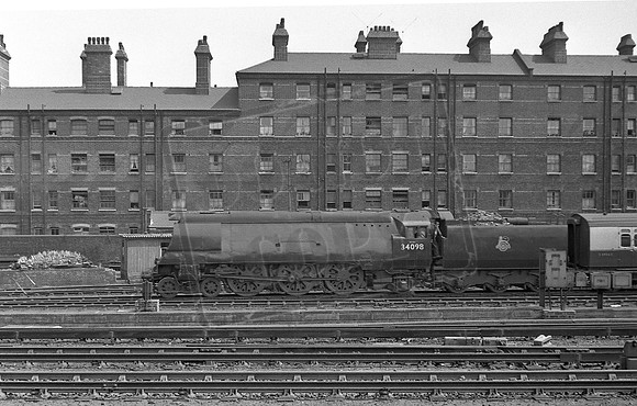 34098 1956-05-06 Victoria Carriage Shed