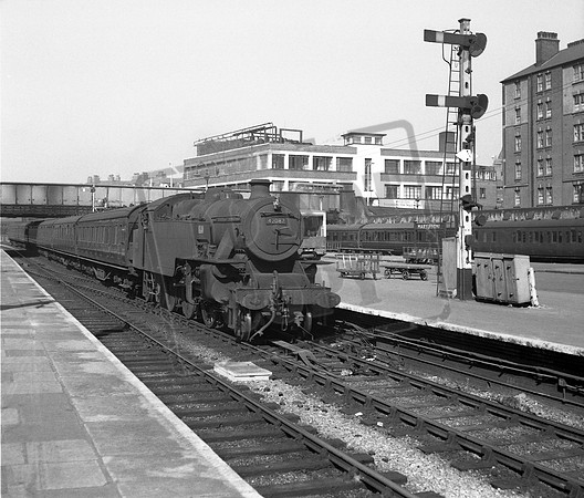 42082 1961-03-16 London Marylebone