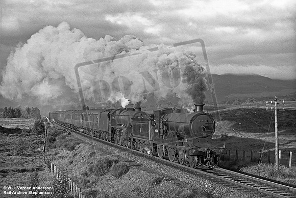 54484 1959-08 Aviemore