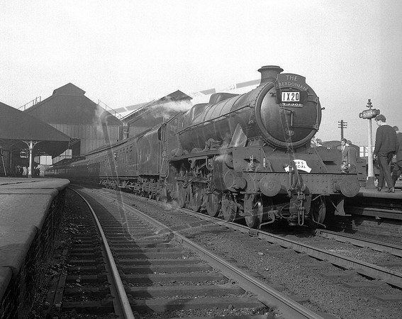 45581  1966-06-25 Blackburn WRS Aberdonian railtour-ROneg1279-019