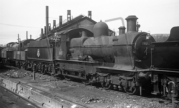 9013 1952-04-13 Aberystwyth