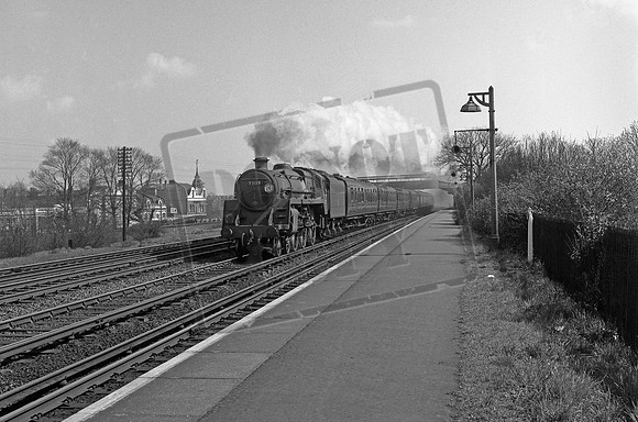 73119 1960s Raynes Park