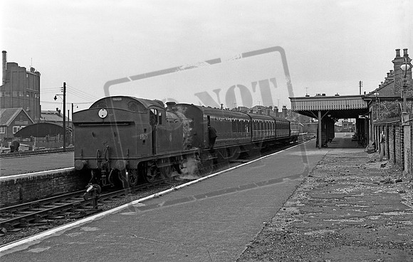 69675 1958-07-29 Harwich