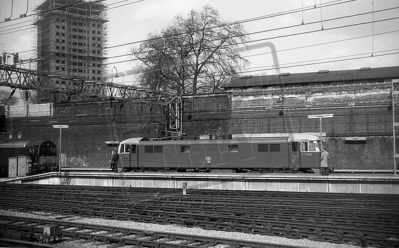 E3168 1967-03-29 London Euston