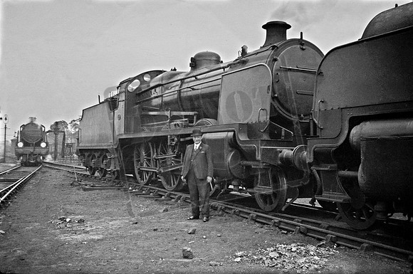 1800 1938-09-09 Redhill Shed