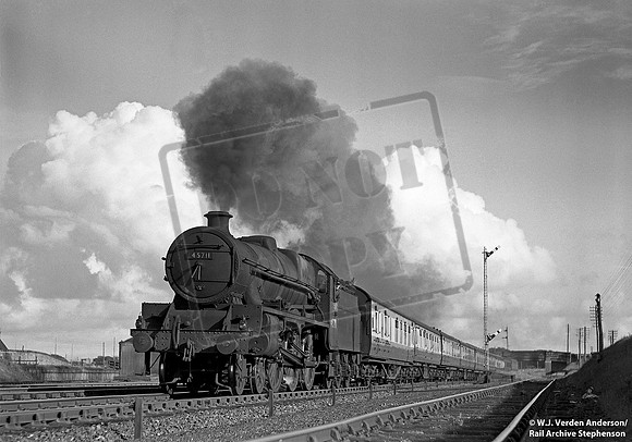 45711 1954-08-07 Monckton