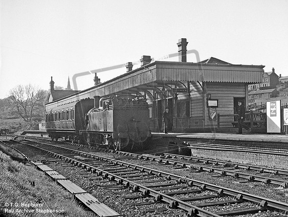 58082 1949-05-02 Uppingham
