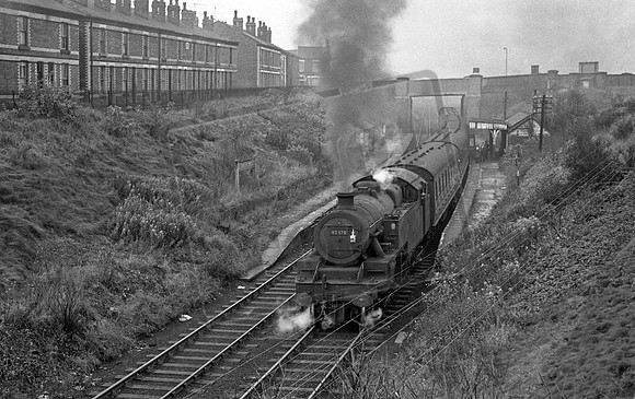 42570 1964-10-25 Lower Ince