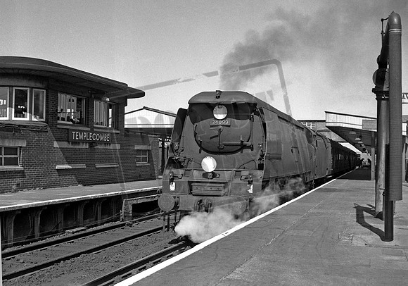 34099 1964-06-29 Templecombe