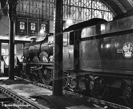 7029 1964-04-07 Paddington