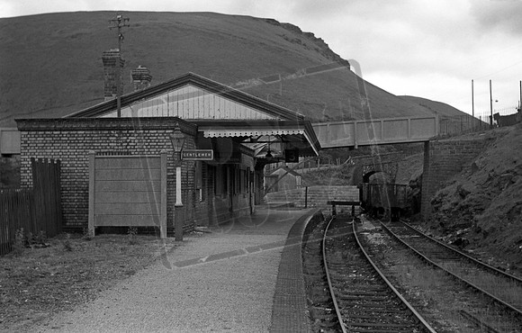 Cymmer 1962