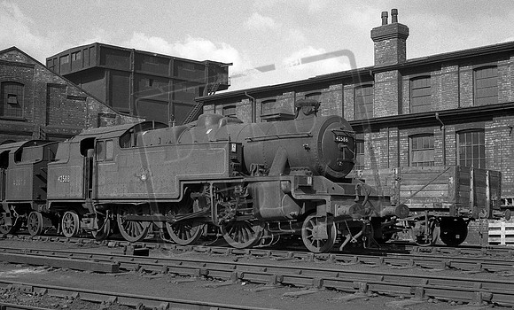 42588 1962-04-01 Nottingham