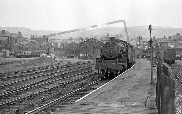 42626 1964-05-23 Horwich