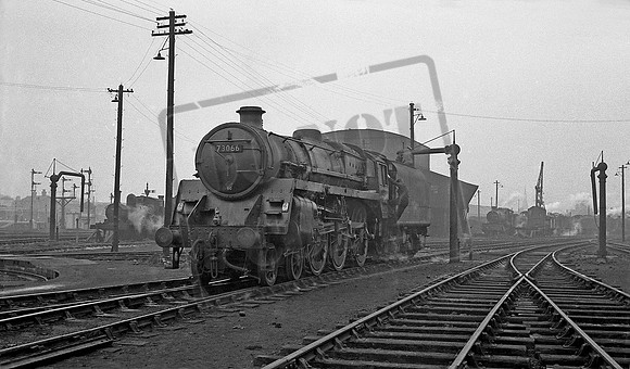 73066 1964-09-26 Gloucester Horton Road
