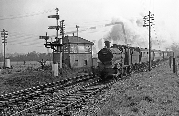3211 1960s Enborne Junction near Newbury