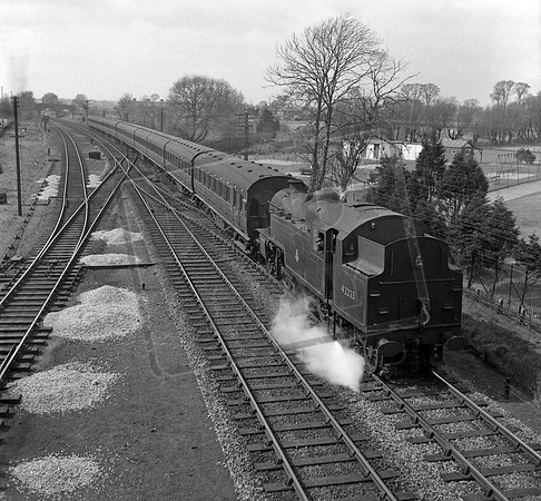 42223 1954-04-18 Shoeburyness