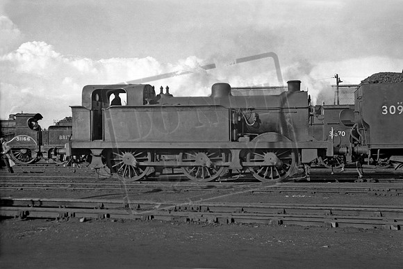 31010 1954-09-12 Ashford Shed