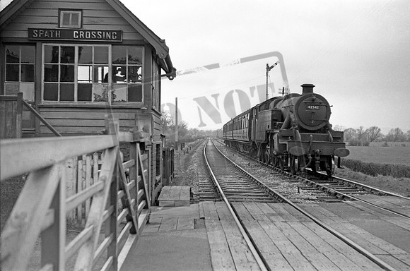 42542 1957c Uttoxeter Spath Crossing