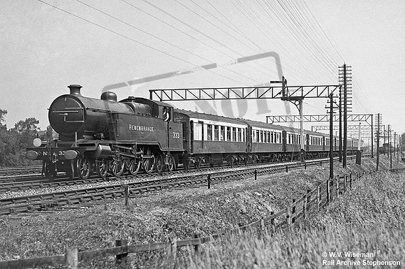 LBSC 333 1922c near Coulsdon