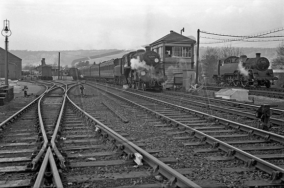 76009 1960-04-11 Oxted