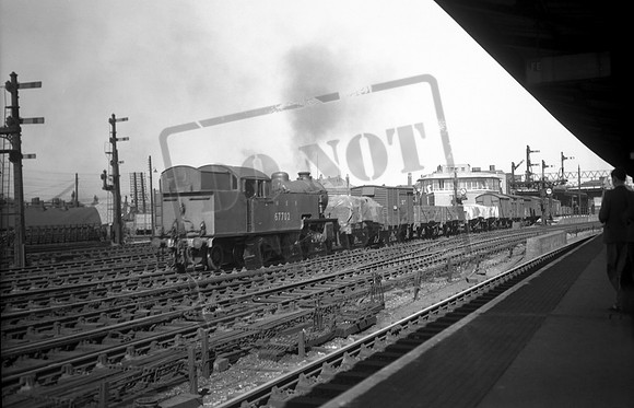 67702 1948-09-09 Stratford