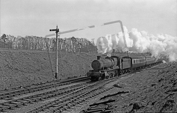 5963 1956-04 Upwey and Broadway