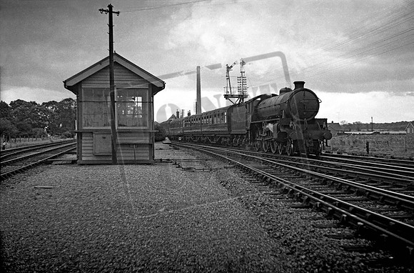 61113 1950s Willoughby