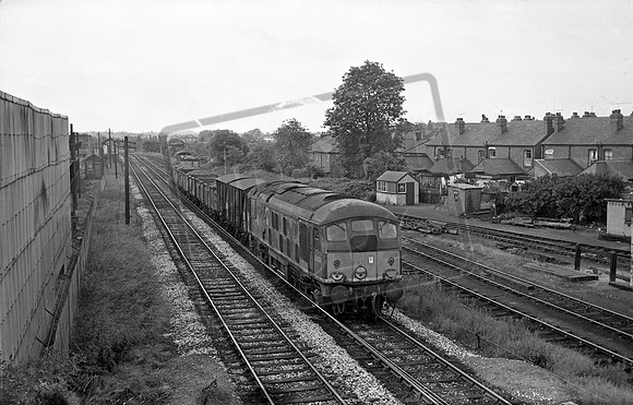 D5028 1966-06 Coventry Gosford Yard