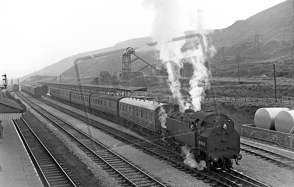 82032 1958c Treherbert