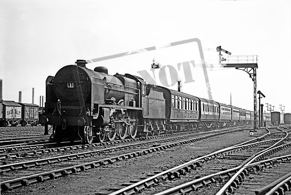 5530 1937-08-01 Rugby