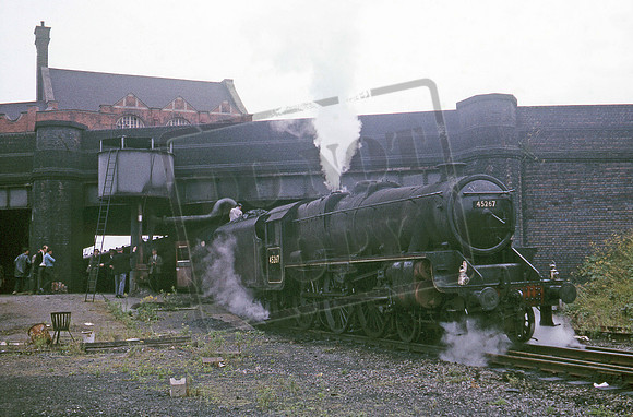45267 1966-09-03 Rugby Central