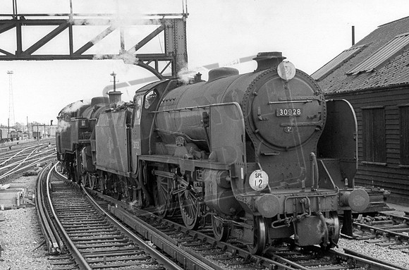 30928 1961-06-10 Ashford