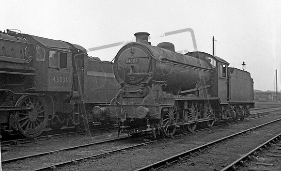 64883 1950s where is it Devons Road Bow (lamps fit)?