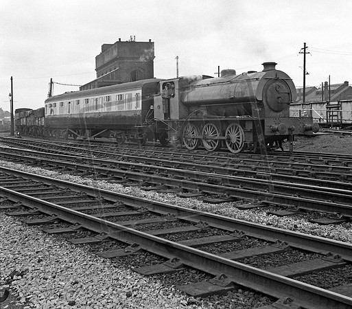 Industrial Hunslet 3883 1963-02 Swindon Shed