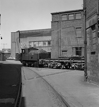 Industrial Robin 1975-05-27 Tennent's Whifflet