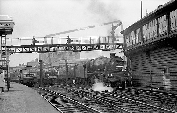 45581 1966-07-16 Sheffield Midland Station