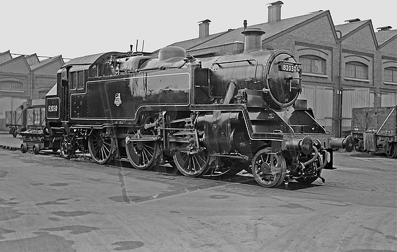 82030 1954-12 Swindon Works