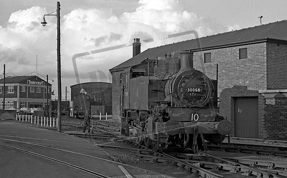 30068 1961c Southampton Docks