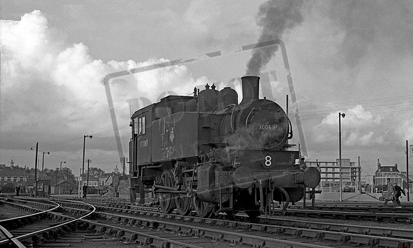 30069 1961c Southampton Docks