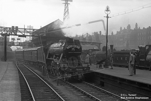 2751 1933-06 Kings Cross