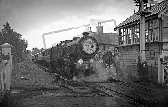61572 1960-10-08 Lenwade