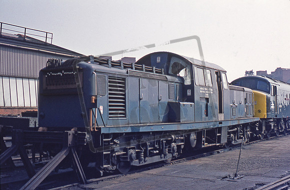 S18521 1974-3 Derby