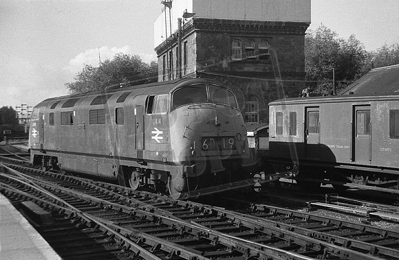 D804 1971-07-16 Exeter St Davids